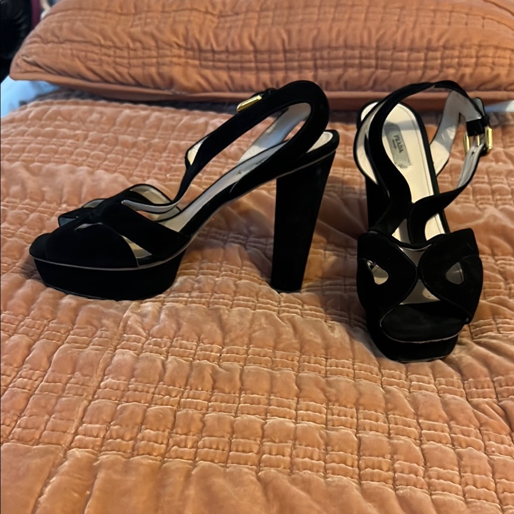 Prada Black Heels Timeless Elegance - image 4